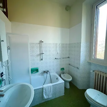 La Dell'oreste Apartamento *